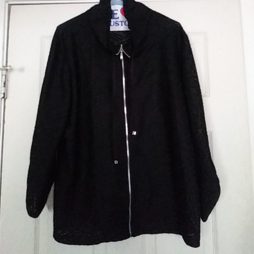 Black sheet zip up blouse or jacket
